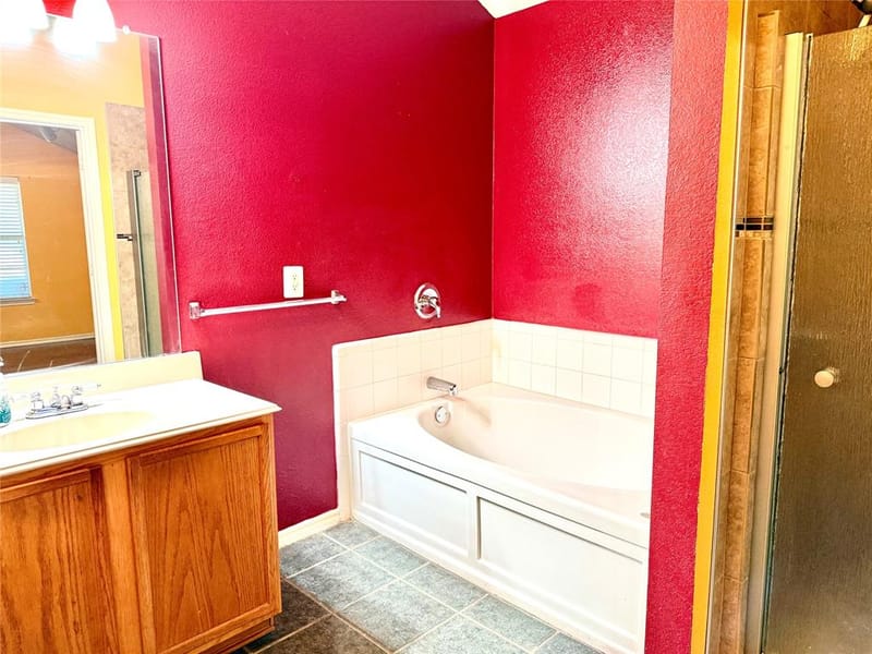 193 Rolling Court, Lancaster TX 75146 - Photo 10