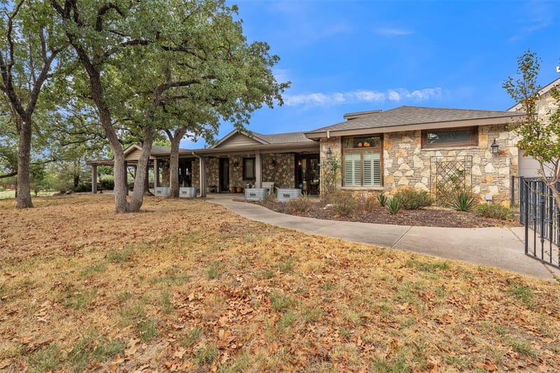242 Bishop Drive, Weatherford TX 76088 - Photo 33