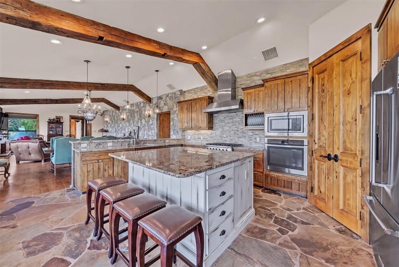 242 Bishop Drive, Weatherford TX 76088 - Photo 8