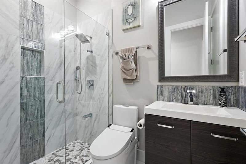 4704 Almeria Court, Irving TX 75062 - Photo 36