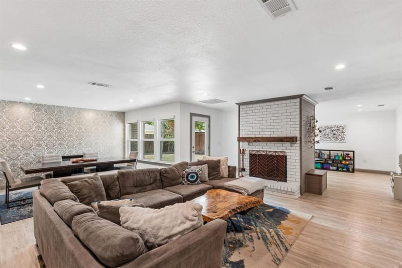 5216 Ashbrook Road, Dallas TX 75227 - Photo 7