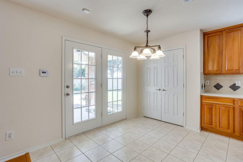 4205 Bayside Court, Arlington TX 76016 - Photo 10