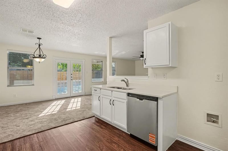 1404 Sunflower Court, Burleson TX 76028 - Photo 6