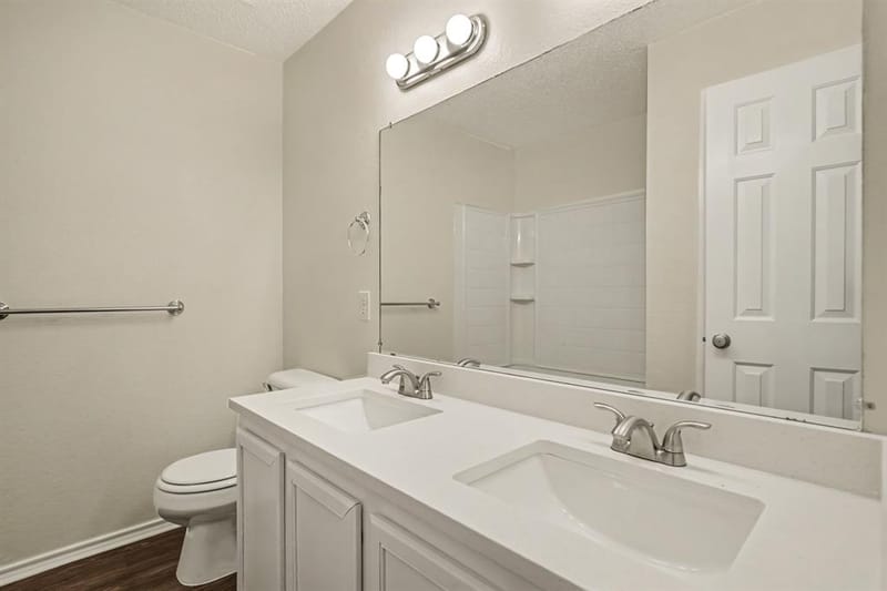 1404 Sunflower Court, Burleson TX 76028 - Photo 20