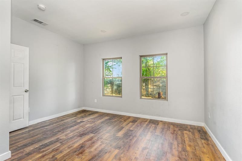 2314 Frank Henderson Jr Drive, Dallas TX 75216 - Photo 8