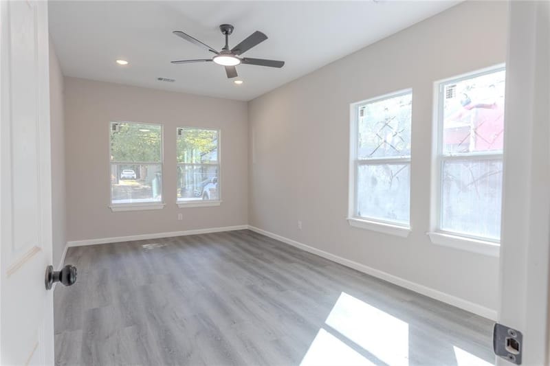 3627 Havana Street, Dallas TX 75215 - Photo 9