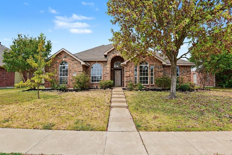 2851 Hampshire Lane, Rockwall TX 75032