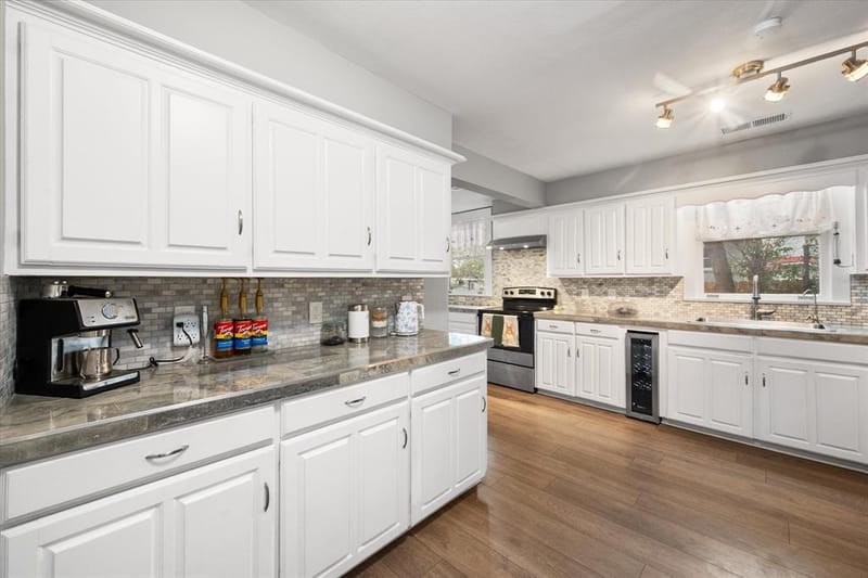 309 S Avenue B, Wortham TX 76693 - Photo 13