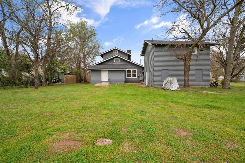 309 S Avenue B, Wortham TX 76693 - Photo 36