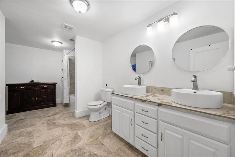 309 S Avenue B, Wortham TX 76693 - Photo 18