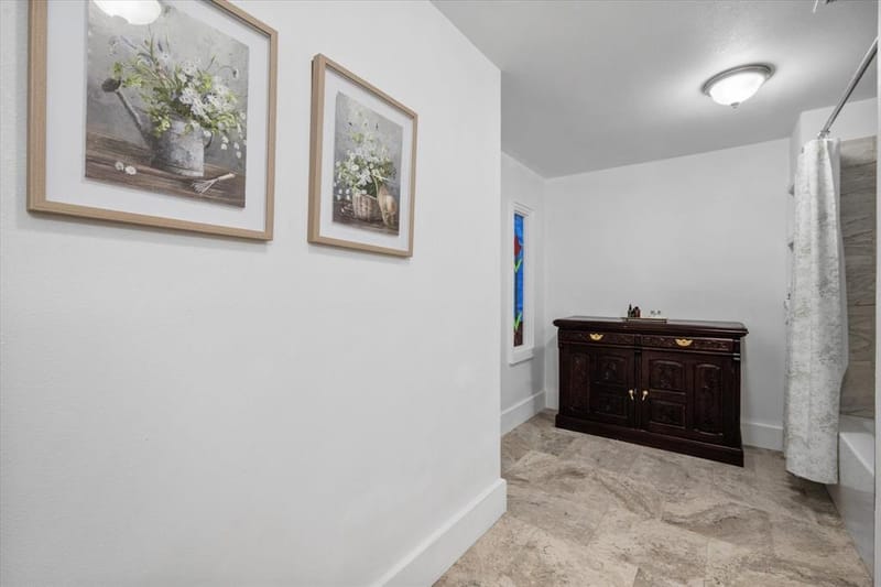 309 S Avenue B, Wortham TX 76693 - Photo 19