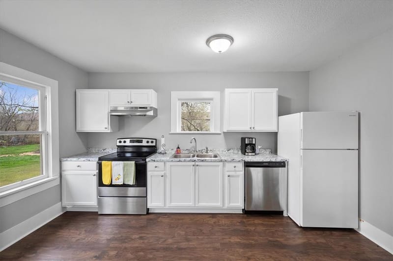 309 S Avenue B, Wortham TX 76693 - Photo 31
