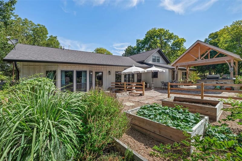 4732 County Road 206, Grandview TX 76050 - Photo 34