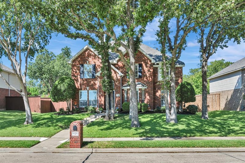 1620 Mountain Laurel Drive, Keller TX 76248 - Photo 2