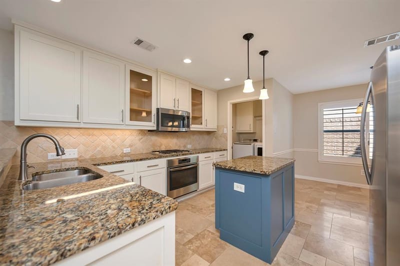 1620 Mountain Laurel Drive, Keller TX 76248 - Photo 6