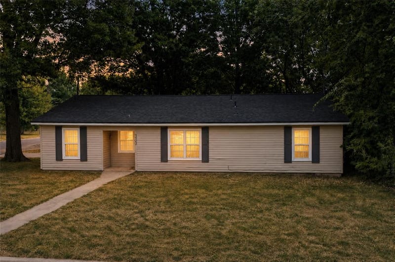 300 Broadway Street, Whitesboro TX 76273 - Photo 31