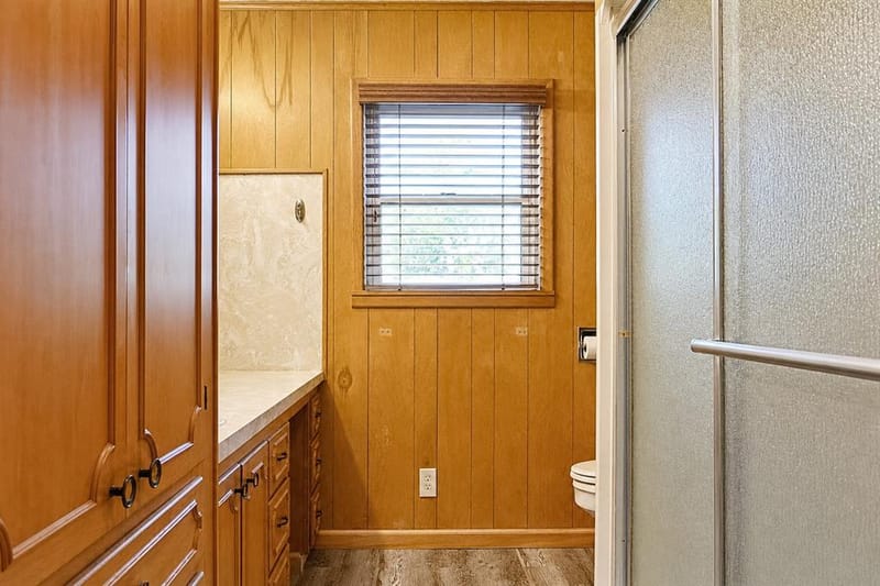 405 W Neely Avenue, Comanche TX 76442 - Photo 16