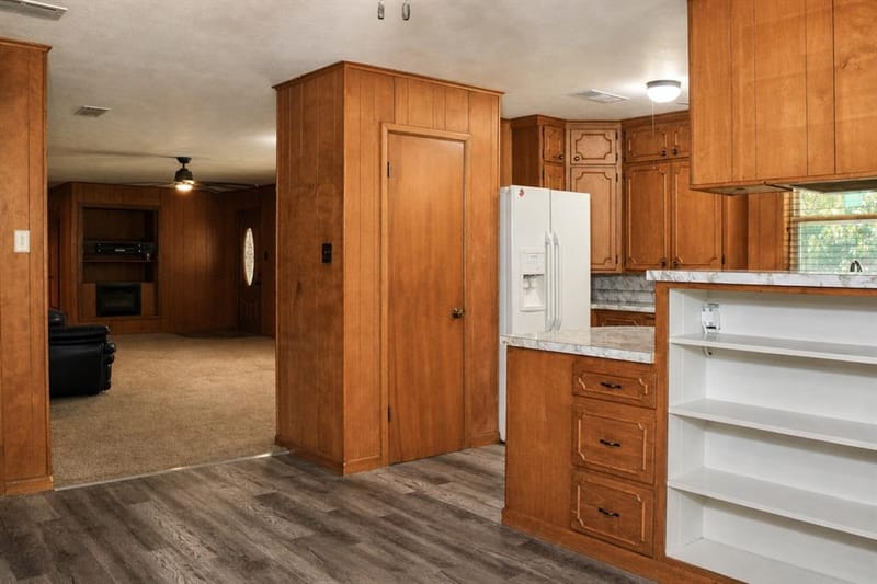 405 W Neely Avenue, Comanche TX 76442 - Photo 9