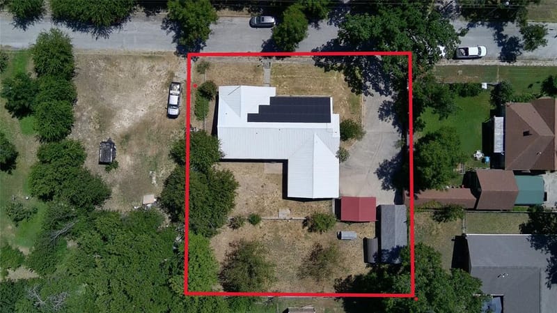 405 W Neely Avenue, Comanche TX 76442 - Photo 35