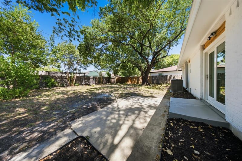 1213 Fairdale Street, Irving TX 75062 - Photo 17