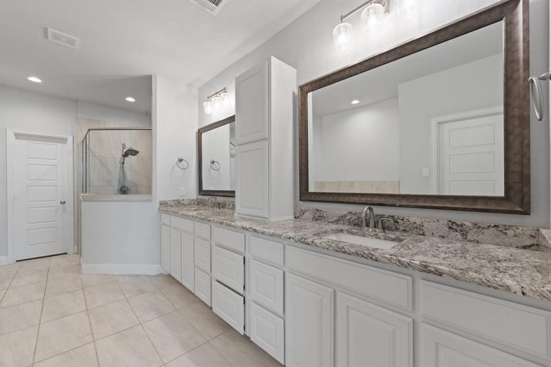 125 Treys Way, Godley TX 76044 - Photo 19