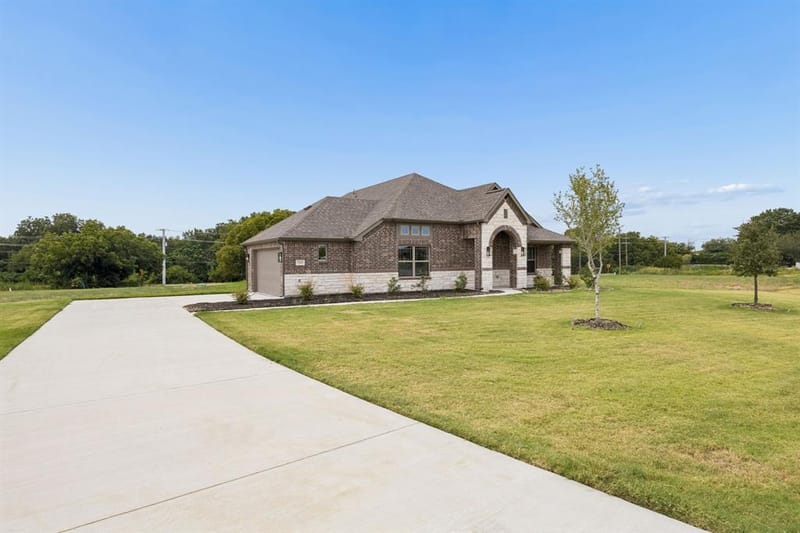 705 Windward Court, Lowry Crossing TX 75069 - Photo 5