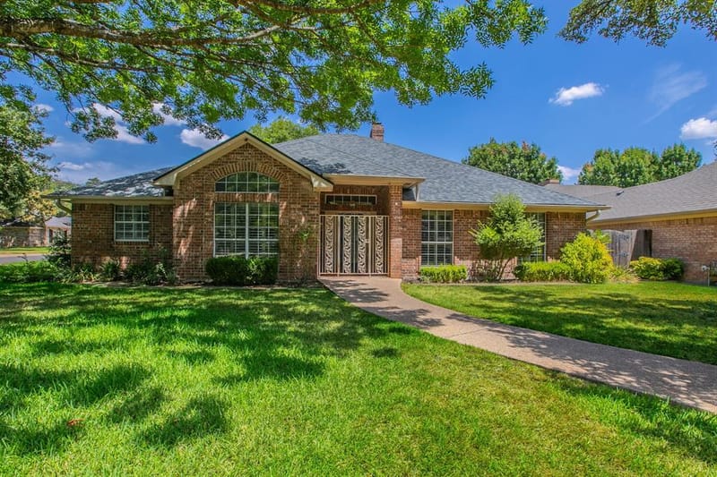 3021 Chimney Hill Drive, Waco TX 76708