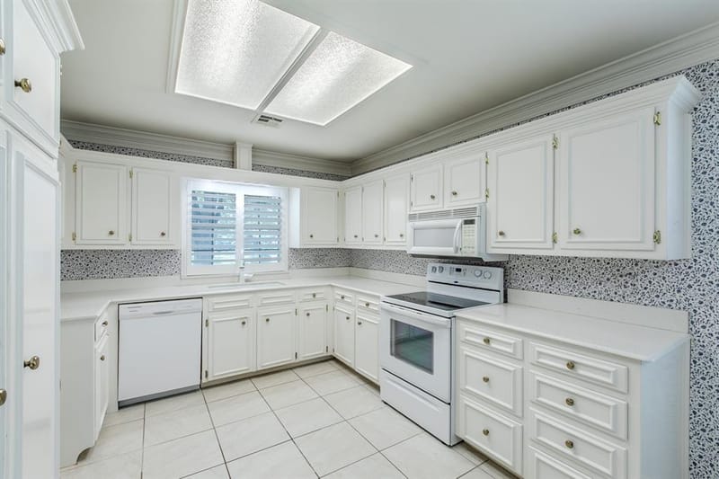 3021 Chimney Hill Drive, Waco TX 76708 - Photo 9
