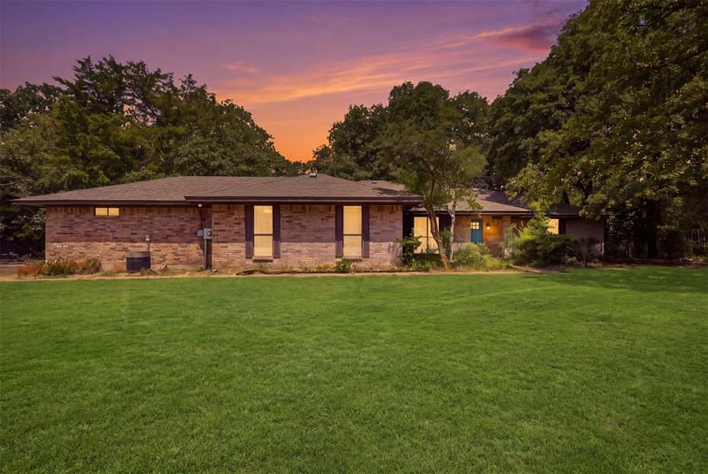 104 Murls Lake Road, Weatherford TX 76085
