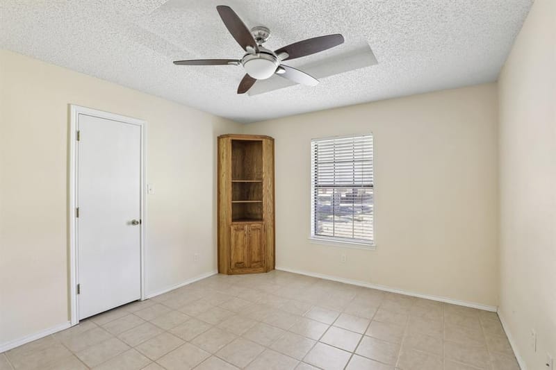 3805 Sunhill Drive, Greenville TX 75402 - Photo 16