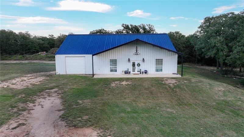 335 Ponderosa Street, Bowie TX 76230 - Photo 3
