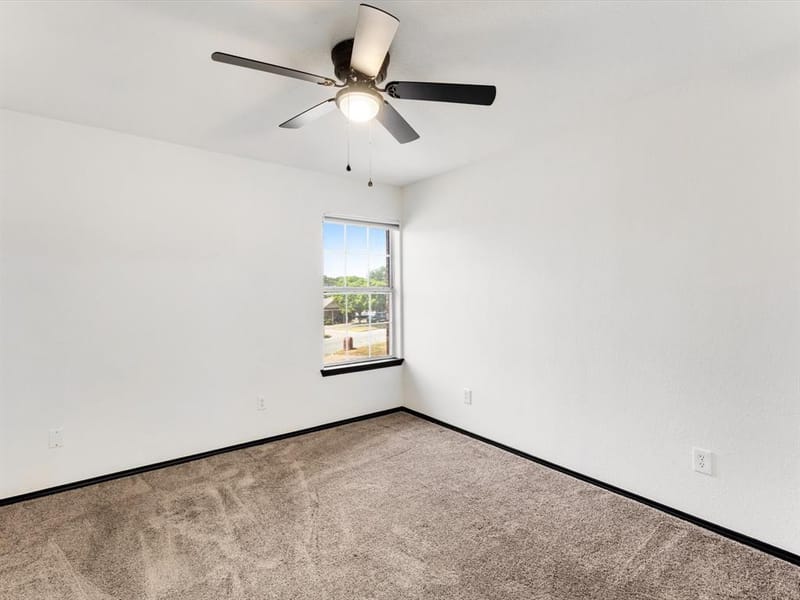 6437 Henco Drive, Fort Worth TX 76119 - Photo 23