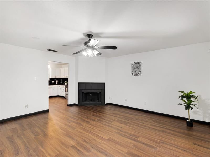 6437 Henco Drive, Fort Worth TX 76119 - Photo 6