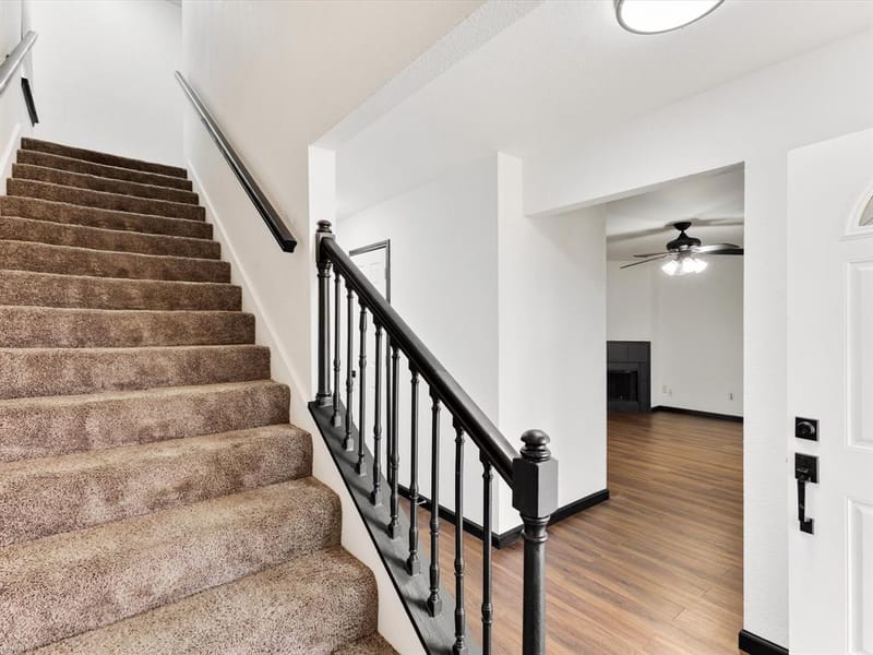 6437 Henco Drive, Fort Worth TX 76119 - Photo 7