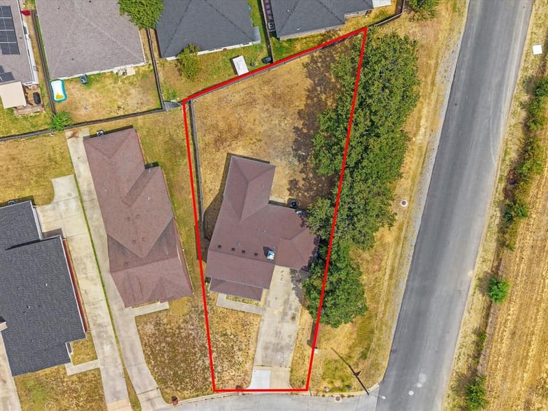 6437 Henco Drive, Fort Worth TX 76119 - Photo 35