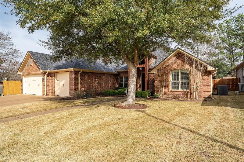 6526 Ashmore, Tyler TX 75703 - Photo 2
