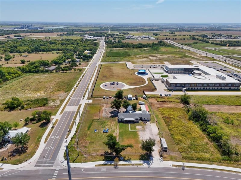 4011 Little River Road, Temple TX 76502 - Photo 8