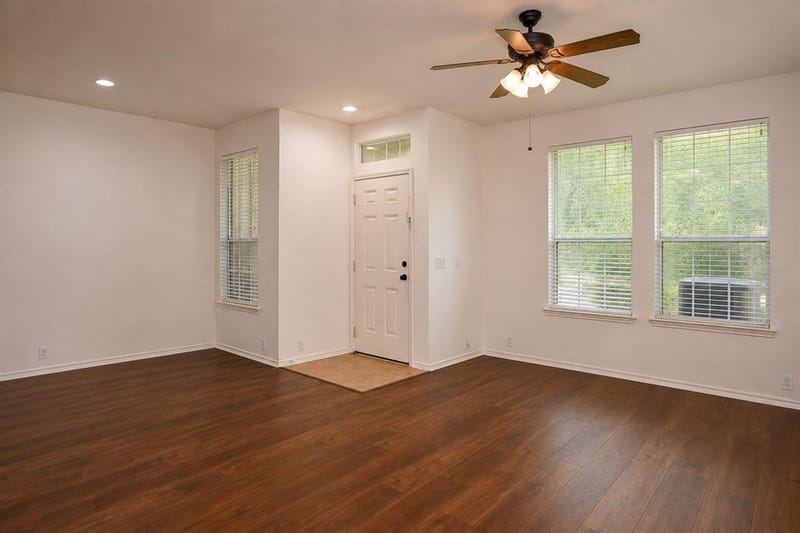 2219 Glacier Park Lane, Grand Prairie TX 75050 - Photo 6