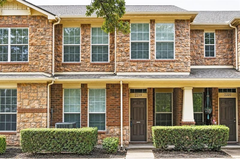 2219 Glacier Park Lane, Grand Prairie TX 75050