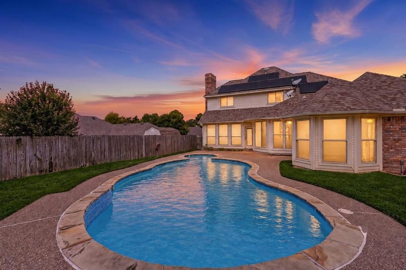 1628 Bedfordshire, Bedford TX 76021 - Photo 2