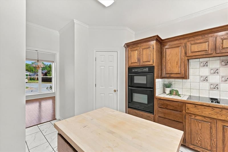 1628 Bedfordshire, Bedford TX 76021 - Photo 15