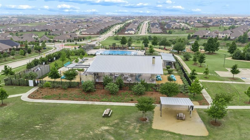 10544 Landry Bluff Lane, Fort Worth TX 76126 - Photo 34