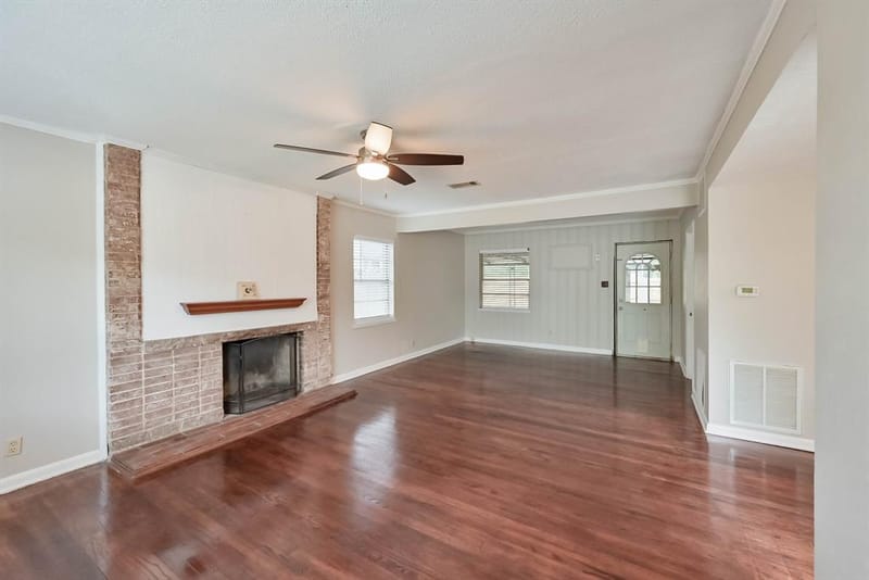 1122 W Park Row Drive, Arlington TX 76013 - Photo 9