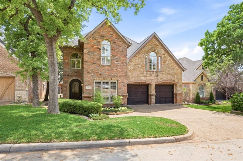 18 Jamie Court, Trophy Club TX 76262 - Photo 2