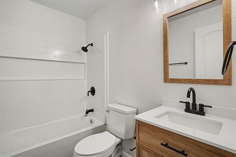 4305 Lucero Drive, Granbury TX 76048 - Photo 13