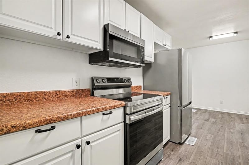 4305 Lucero Drive, Granbury TX 76048 - Photo 7