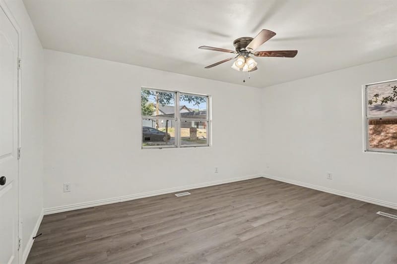 4305 Lucero Drive, Granbury TX 76048 - Photo 11