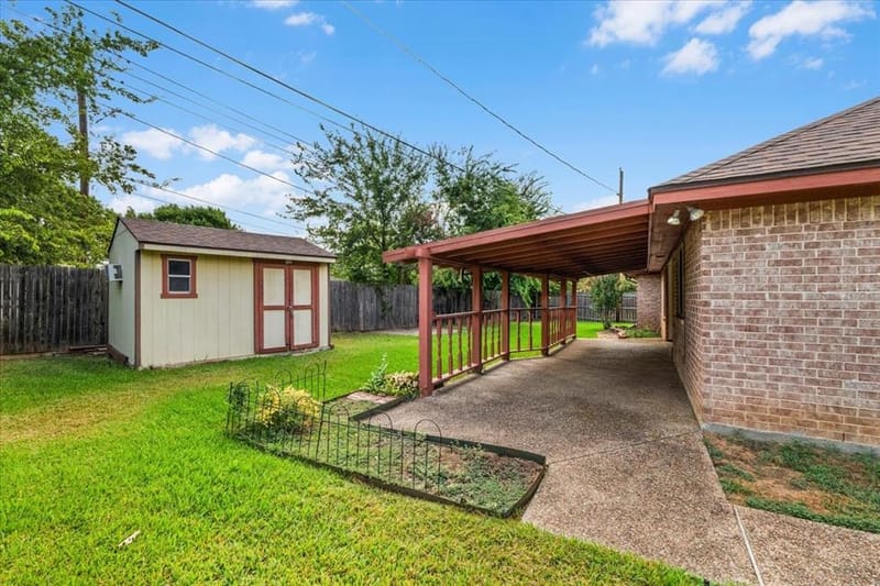 5748 Caracas Drive, North Richland Hills TX 76180 - Photo 32