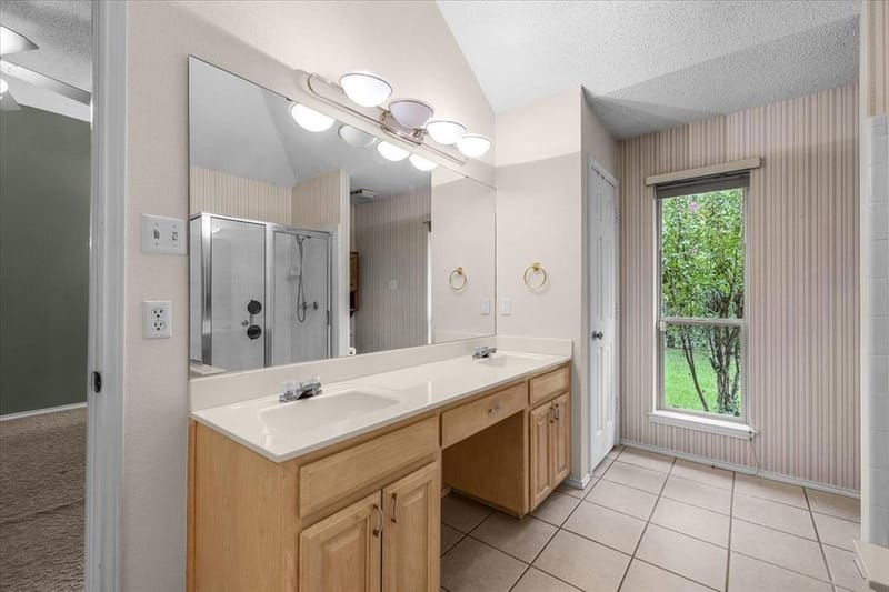 5748 Caracas Drive, North Richland Hills TX 76180 - Photo 28