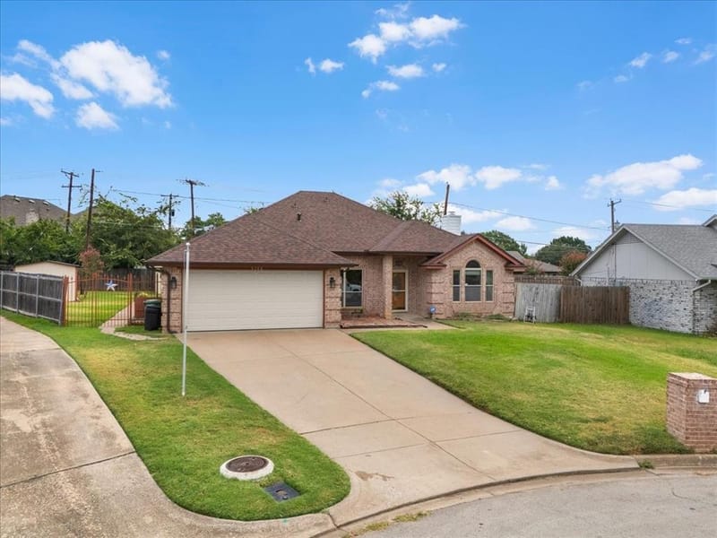 5748 Caracas Drive, North Richland Hills TX 76180 - Photo 37